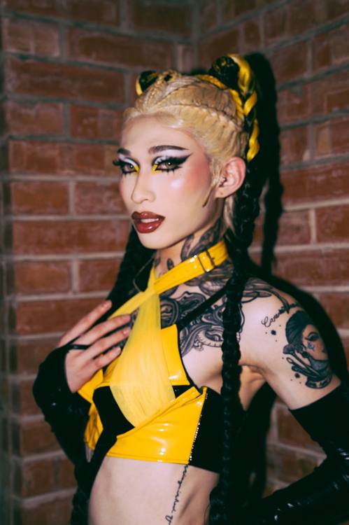 Honey Ji 變裝皇后形象照