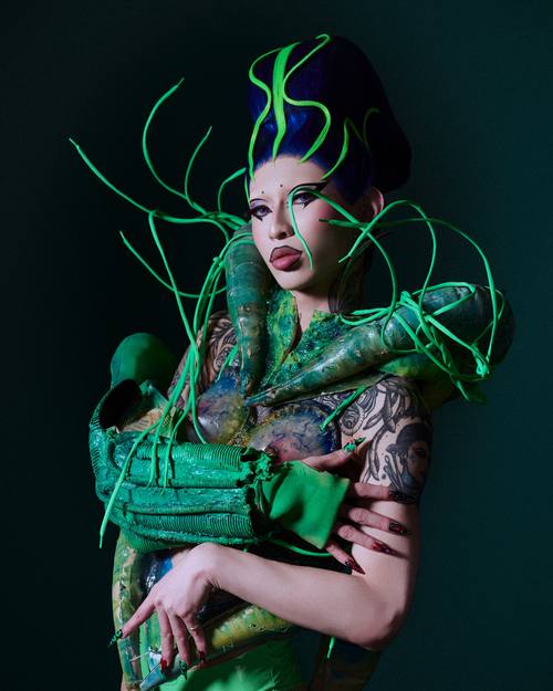 Honey Ji drag queen portrait